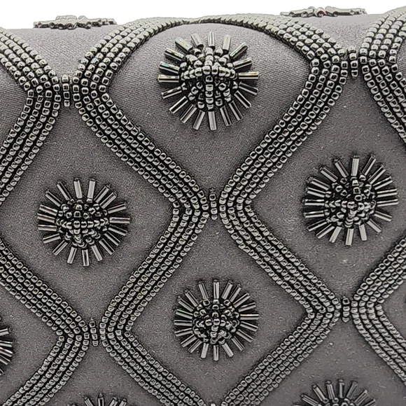 Elegant Black Beaded Women's Evening Bag - Picture 2 of 8